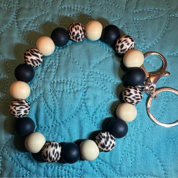 ***FREE WHEN BUNDLED*** - Picture 1 of 2